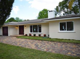 1105 Indian Rocks Rd, Belleair, FL 33756