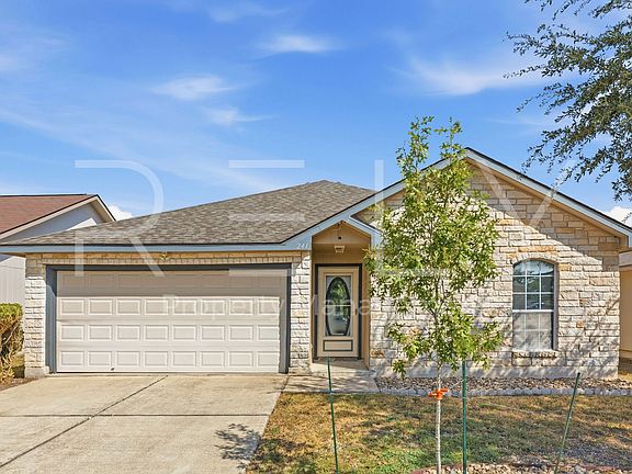 4th image of 241 Moonstone Dr