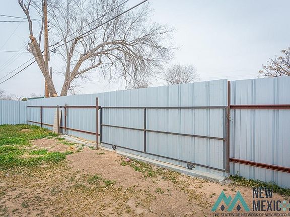 5th image of 505 W Forest St
