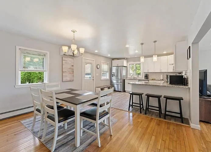 3 bed, 1568 sqft, $3,900 — Photo 4