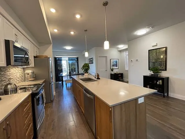 176 Benton St — Photo 3