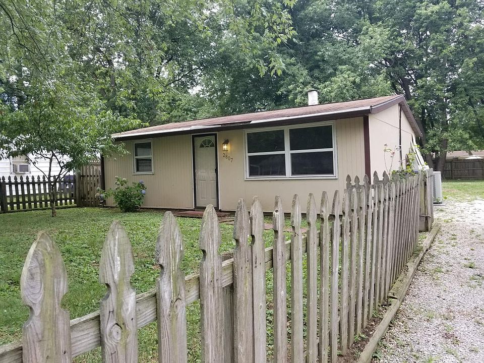 1st image of 2807 S Saint James Blvd