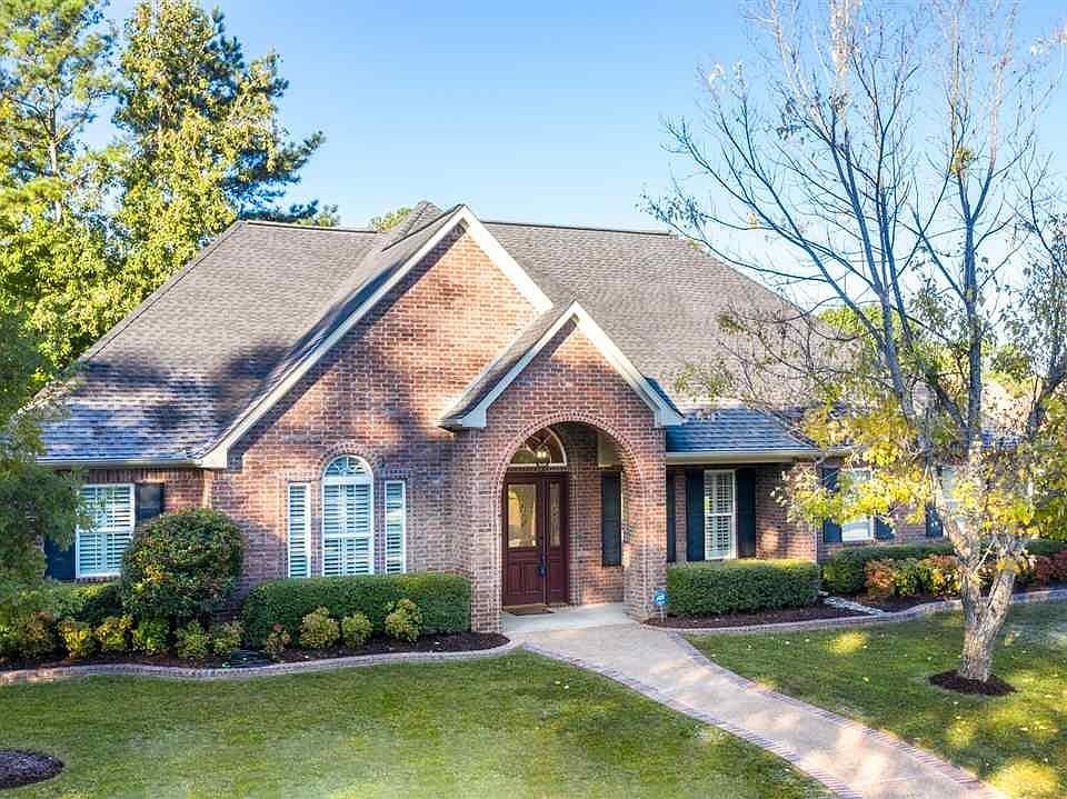1st image of 3822 Woods Blvd