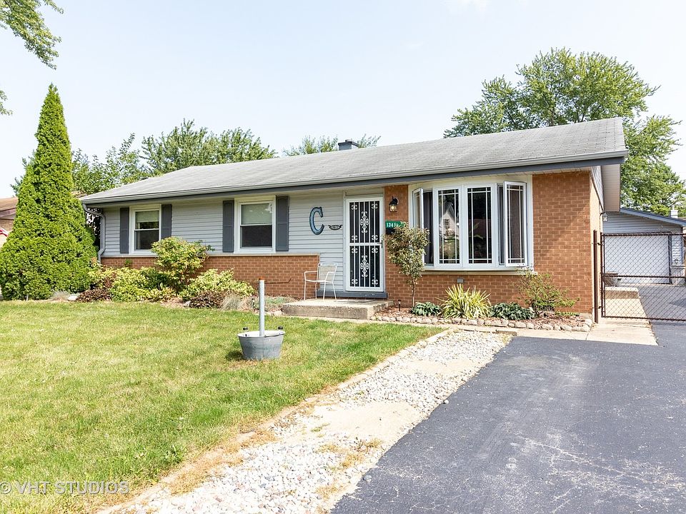 1st image of 13413 S End Ln