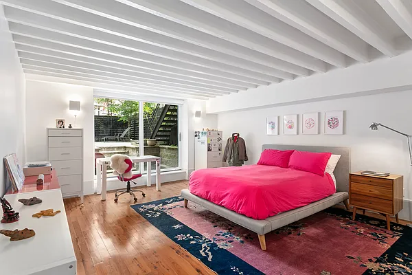 Rented by Compass | media 6