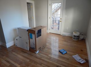 11R Park Ave #1R, Somerville, MA 02144