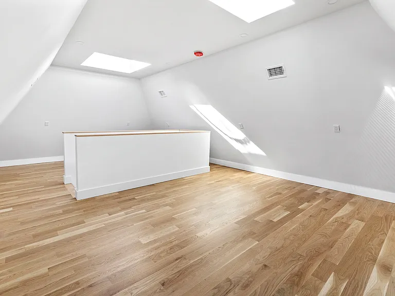 14 Highland Rd — Photo 24