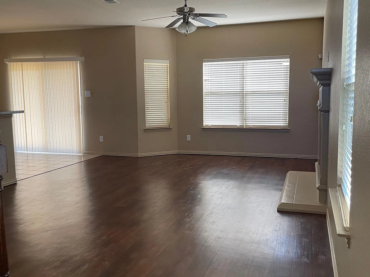 3 bed, 2.5 bath, 1825 sqft, $2,250 — Photo 3