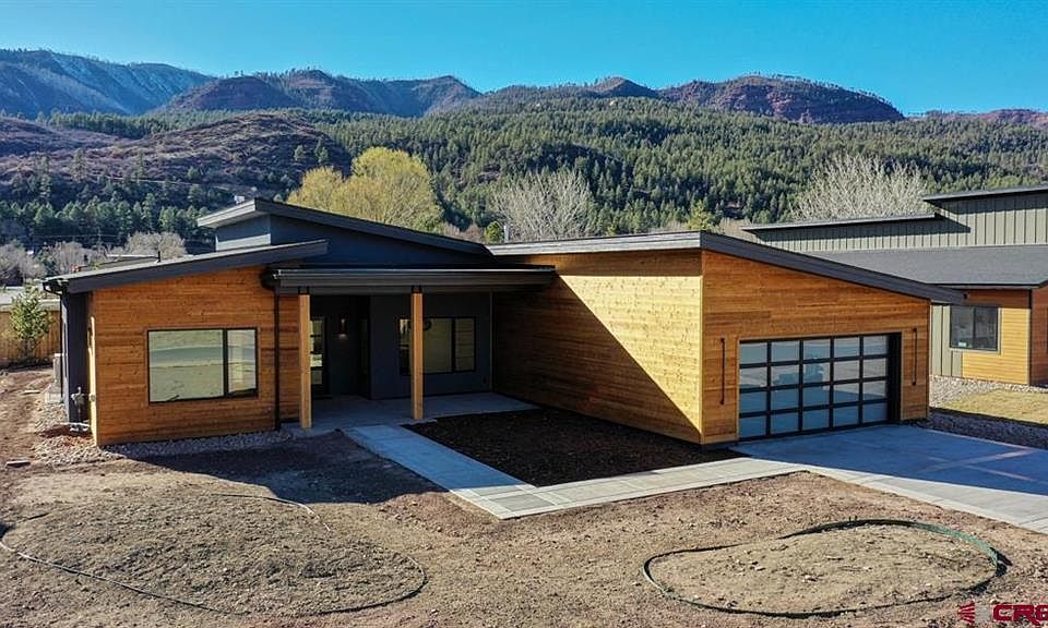 1st image of 61 W Dalton Road