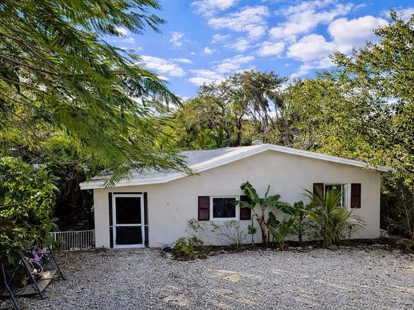 711 Sharon Pl, Key Largo, FL 33037