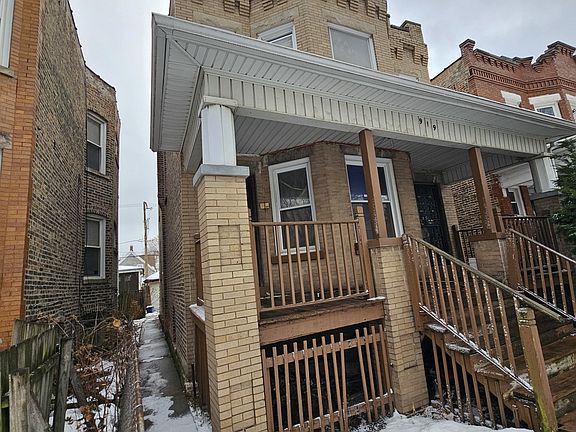 3rd image of 919 N Long Ave
