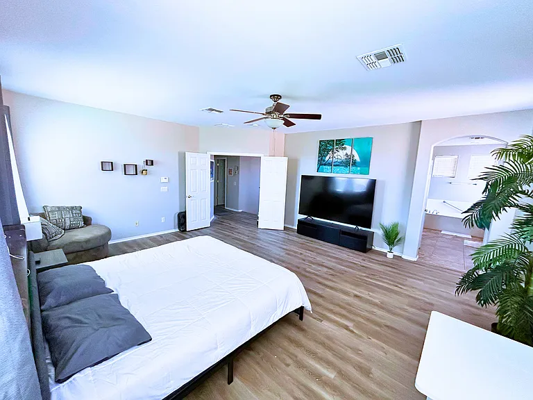 43323 W Venture Rd — Photo 3