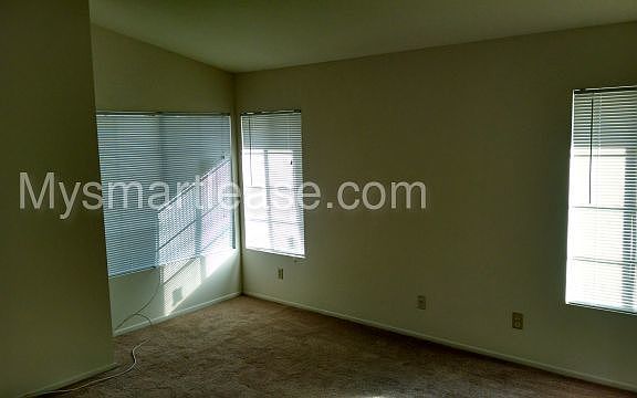 4th image of 11376 Larchwood Dr