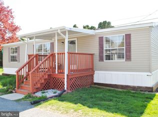 38 Madge Dr, Lancaster, PA