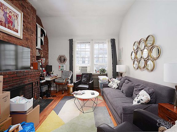 2nd image of 44 W 85th St APT 5A