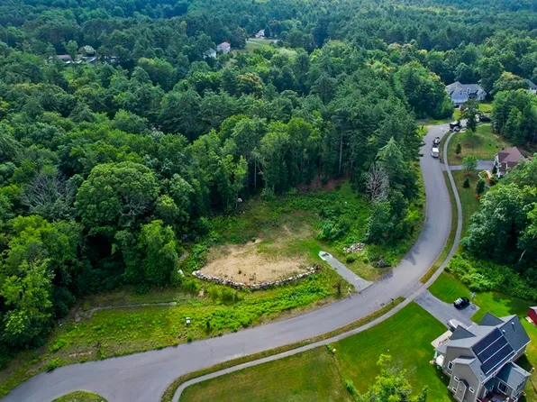 100 Old Sawmill Rd, Belchertown, MA 01007