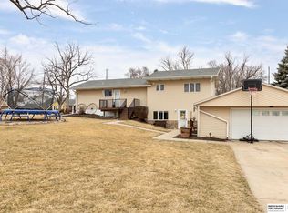 512 5th St, Yutan, NE 68073