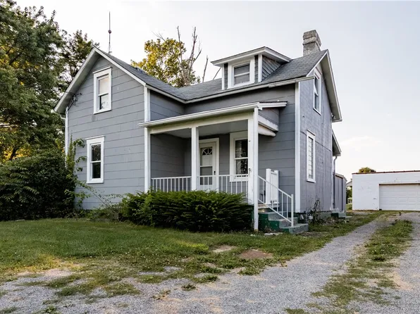 350 High St, Saxonburg, PA 16056