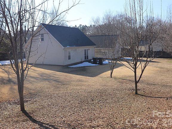 5th image of 4463 Legend St SW