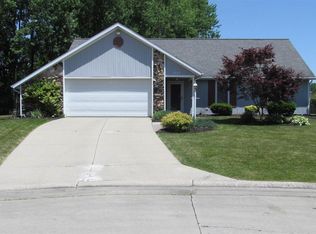 2703 Enfield Cv, Fort Wayne, IN 46804