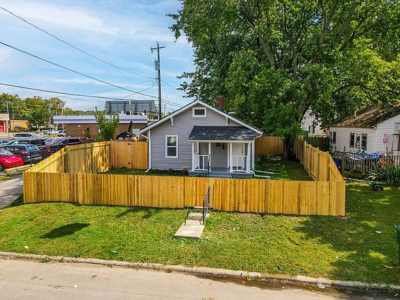 4th image of 2810 Grasmere Ave