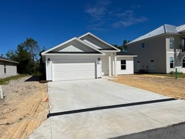 6415 Wildwood Ct — Photo 2