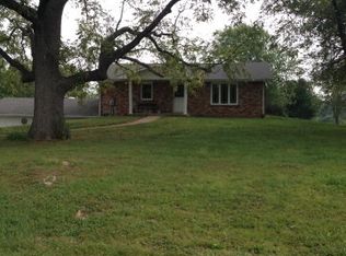 29437 Country Club Rd, California, MO 65018