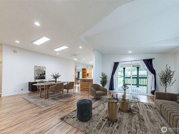5th image of 15420 Utley Road