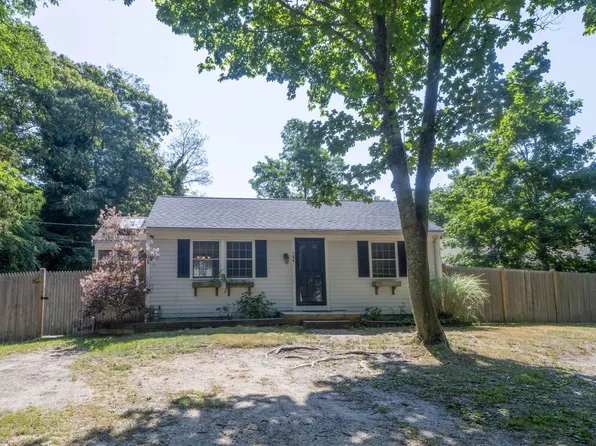 584 Massasoit Road, Eastham, MA 02642