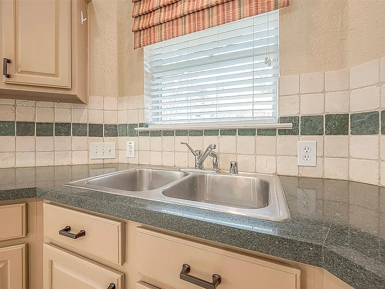 134 E Foxbriar Forest Cir — Photo 26