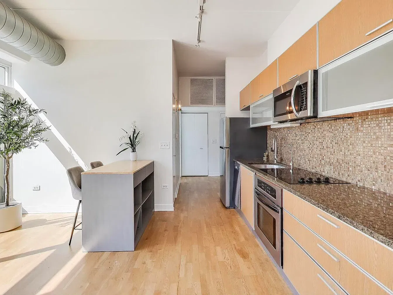 2 bed, $3,495 — Photo 4