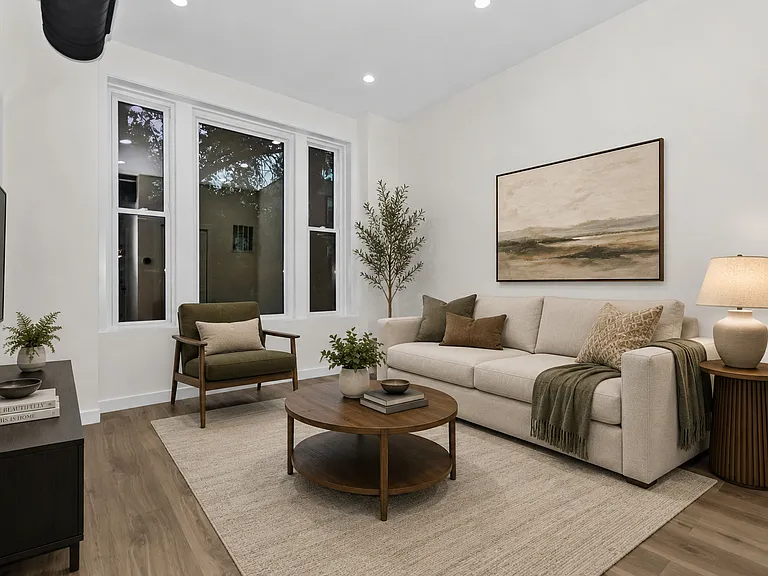 1721 W Pierce Ave #2 — Photo 2