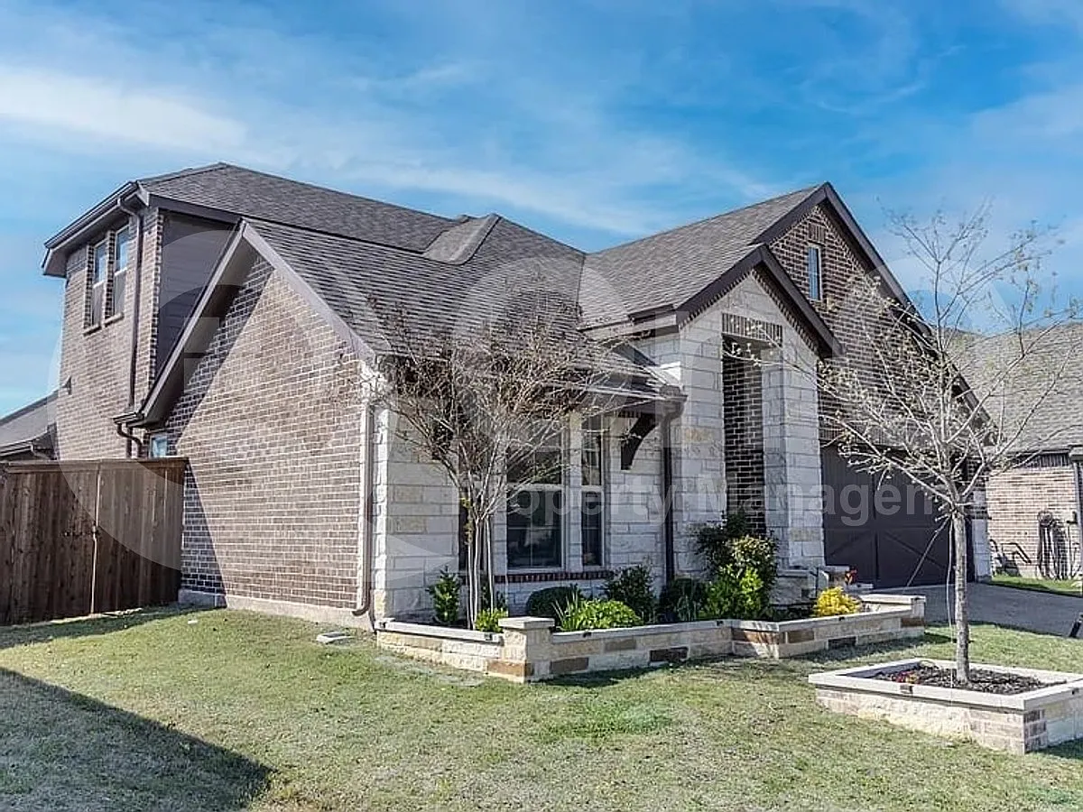 5 bed, 3.0 bath, 2876 sqft, $2,999 — Photo 3