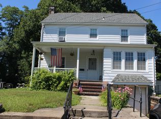 1622 Boulevard Ave, Peekskill, NY 10566