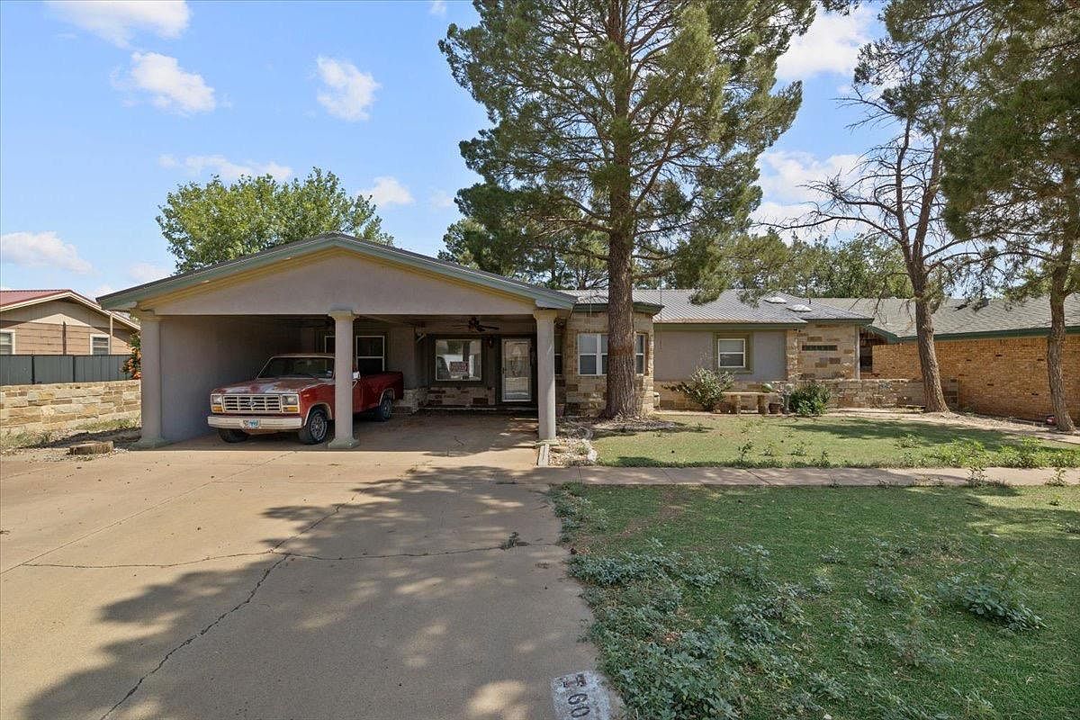 604 17th St, Seagraves, TX 79359 MLS 202308865 Zillow