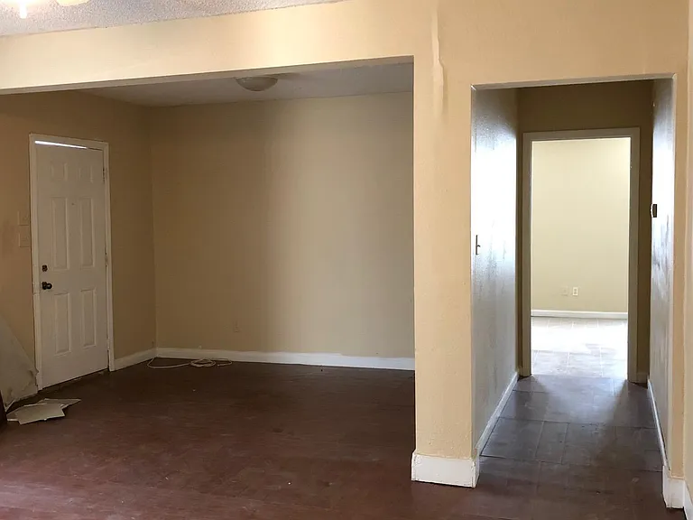 1724 Keith St — Photo 5