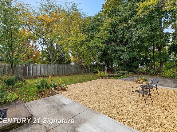 4th image of 3389 Meyer Pl