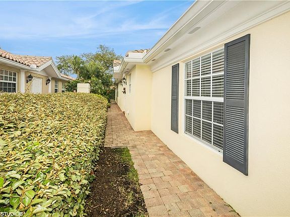 2nd image of 5715 Drummond WAY