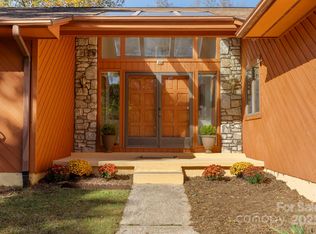 6 Haw Creek Cir, Asheville, NC 28805