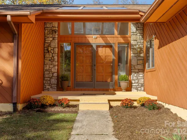 6 Haw Creek Cir, Asheville, NC 28805