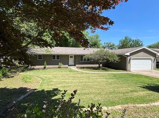 630 E Main St, Newburgh, IN 47630