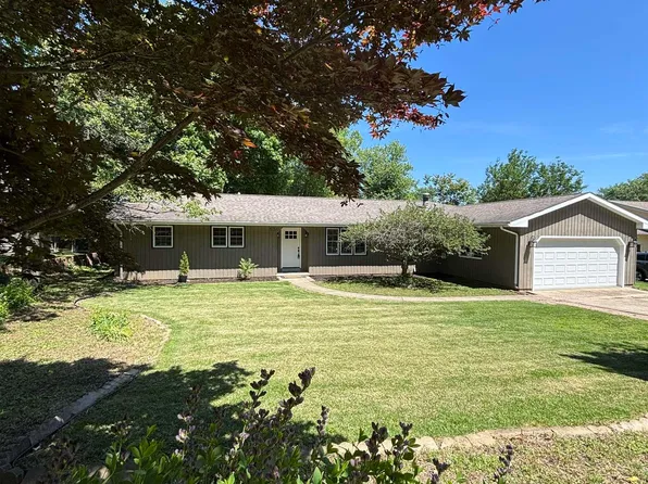 630 E Main St, Newburgh, IN 47630