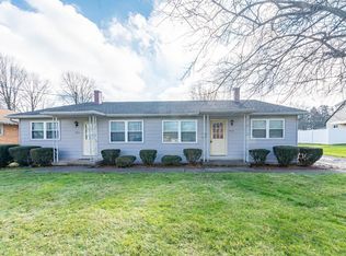 823 Mathews Rd, Youngstown, OH 44512