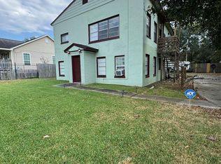 2918 46th St #3, Dickinson, TX 77539