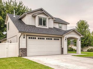 725 Lilac St, Fruitland, ID 83619