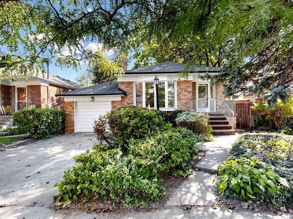339 Elmwood Ave, Toronto, ON M2N 3N2