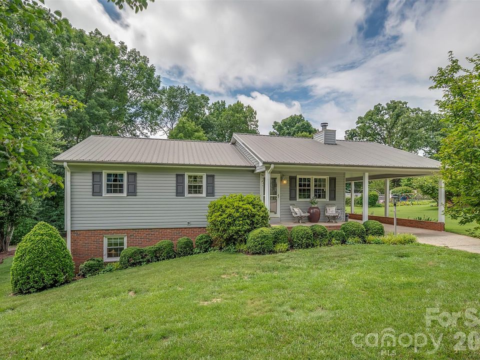 1st image of 236 Cardinal Rd #43