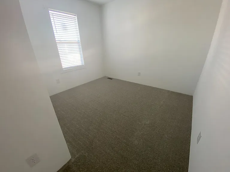 3601 E Wyoming Ave #219 — Photo 6