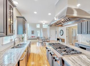 1062 Glendale Rd, Wilbraham, MA 01095