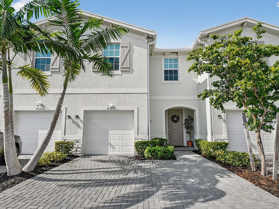 1st image of 4301 Hammock Grove Drive